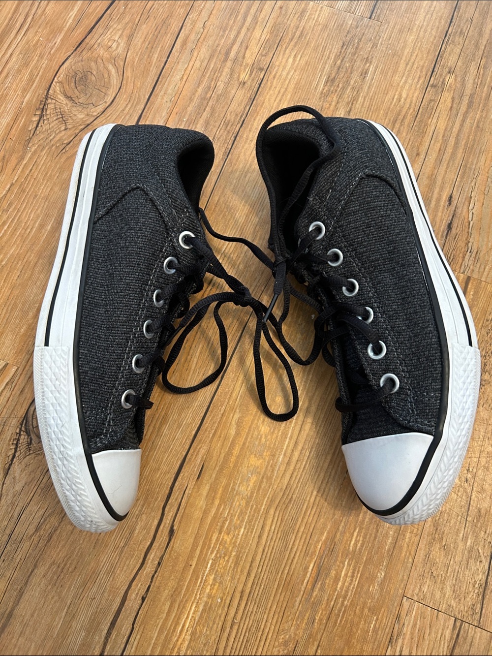 Converse Low Tops Grey/Black Men’s Size 6